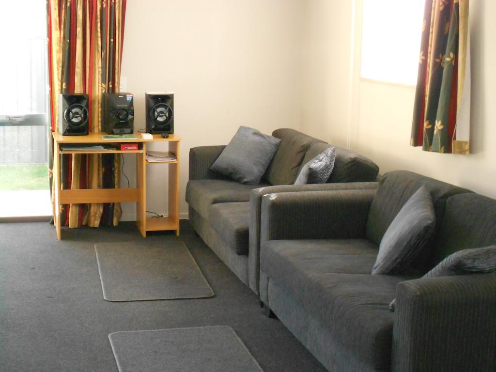 Gavan Family Apartments ครอมเวลล์ ภายนอก รูปภาพ