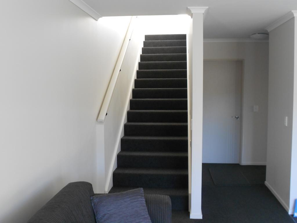 Gavan Family Apartments ครอมเวลล์ ภายนอก รูปภาพ